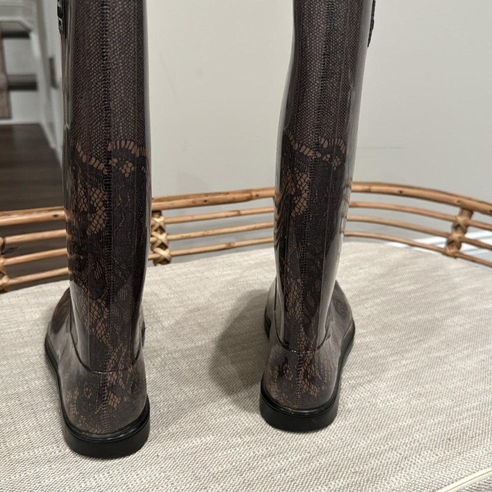 Valentino Garavani Rainboots - Picture 6 of 7